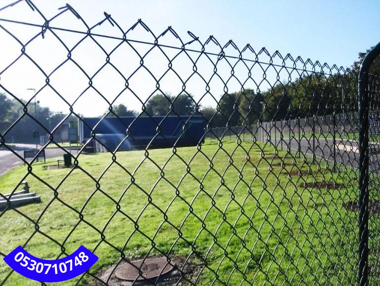 منفذ سياج شبك